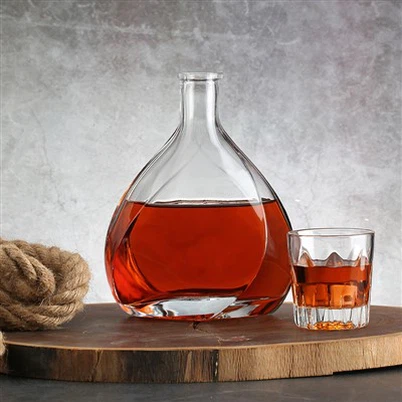 Chai thủy tinh Vodka pha lê