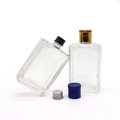 Chai thủy tinh phẳng phổ biến cho rượu whisky