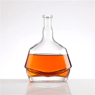 Chai thủy tinh Cognac XO 70cl có nắp